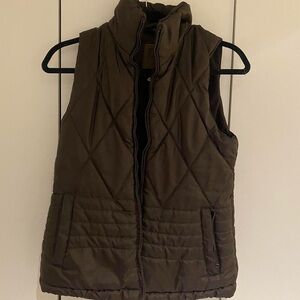 Brown puffer vest
